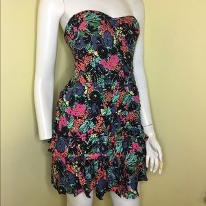 Tropical Floral Strapless Lace Up Dress